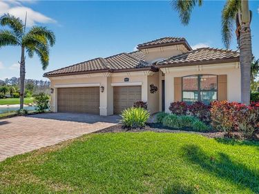 28577 Longford CT, BONITA SPRINGS, FL 34135