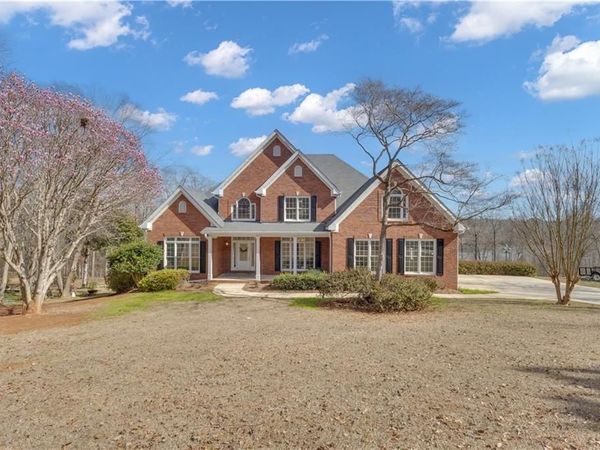 12328 Edgewater Drive, Hampton, GA 30228
