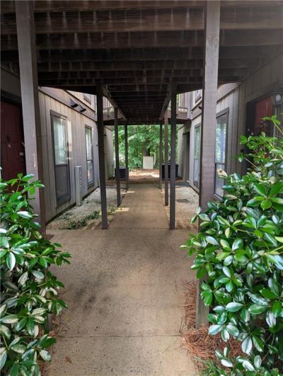 206 River Run Drive, Atlanta, GA 30350 Main Photo