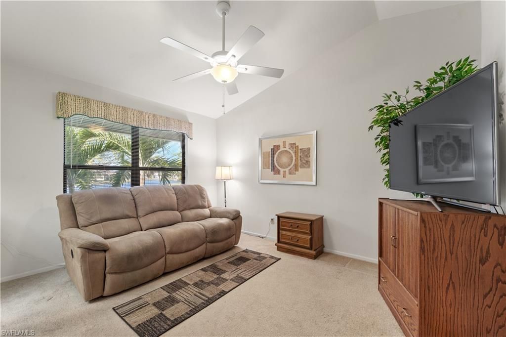 8340 Charter Club Cir, Unit 9, Fort Myers, FL 33919 Photo