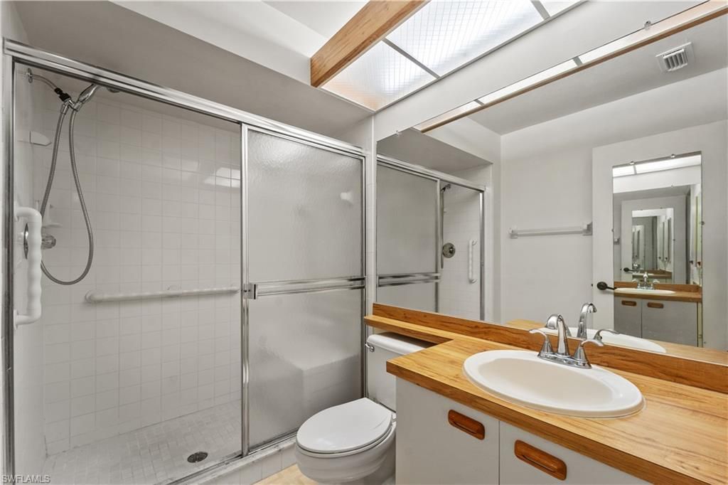 8340 Charter Club Cir, Unit 9, Fort Myers, FL 33919 Photo