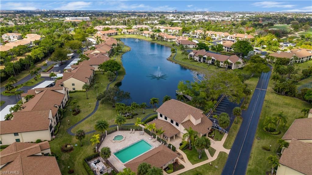 8340 Charter Club Cir, Unit 9, Fort Myers, FL 33919 Photo
