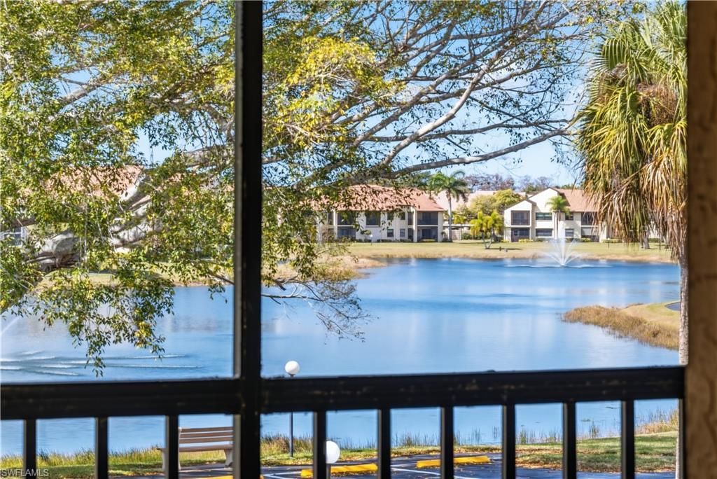 8340 Charter Club Cir, Unit 9, Fort Myers, FL 33919 Photo