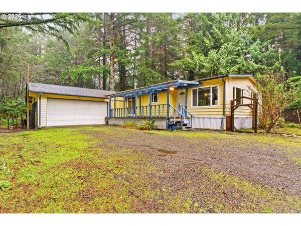 5585 LAKEVIEW DR, Florence, OR 97439