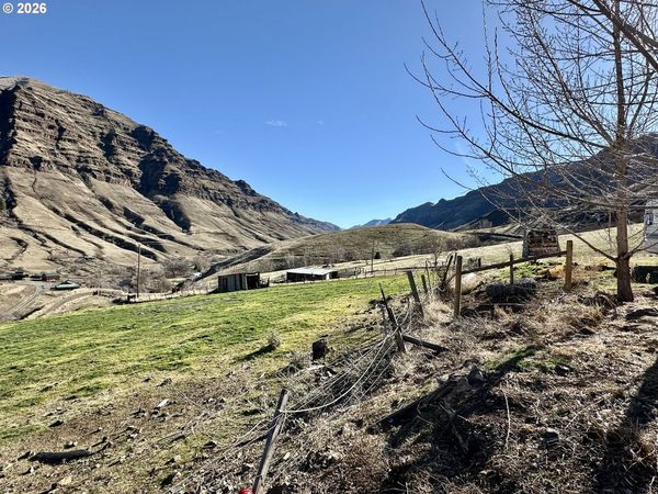 73720 INDIAN CREEK RD, Imnaha, OR 97842
