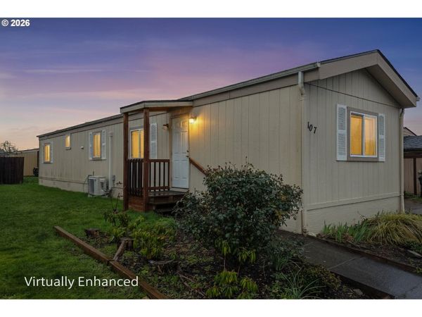 700 N MILL ST, Unit 107, Creswell, OR 97426