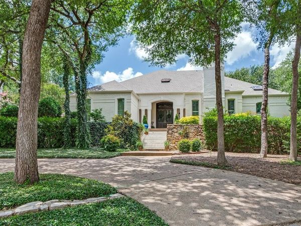 3720 Briarhaven Road, Fort Worth, TX 76109