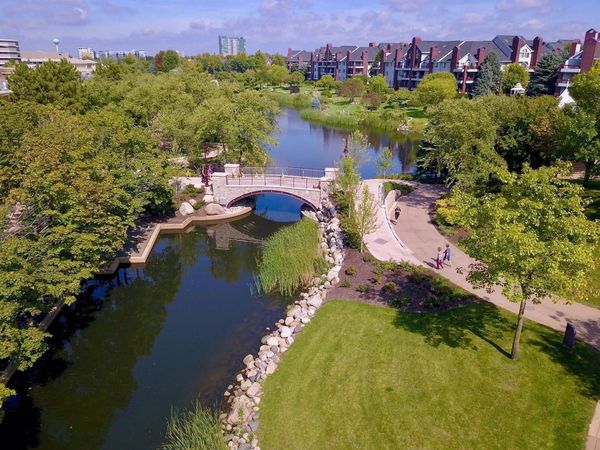 7400 Edinborough Way, Unit 5101, Edina, MN 55435