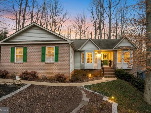 2203 LAKEVIEW PARKWAY, LOCUST GROVE, VA 22508