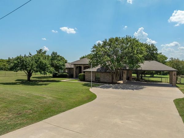 225 Hcr 3131 , Hillsboro, TX 76645
