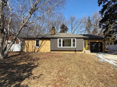 14070 Winchester Street, Oak Park, MI 48237