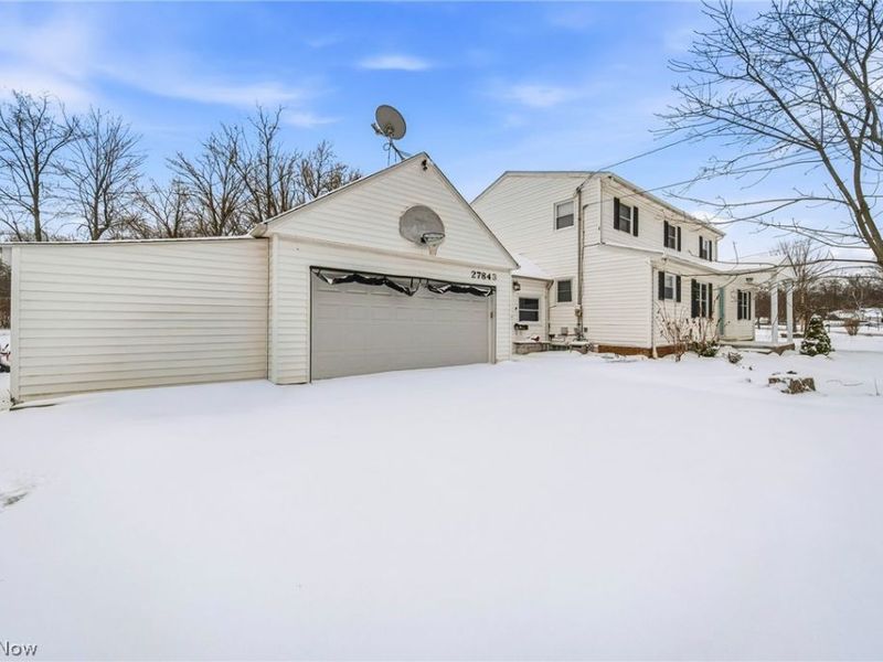 27843 Southern Avenue, North Olmsted, OH 44070 Photo 3