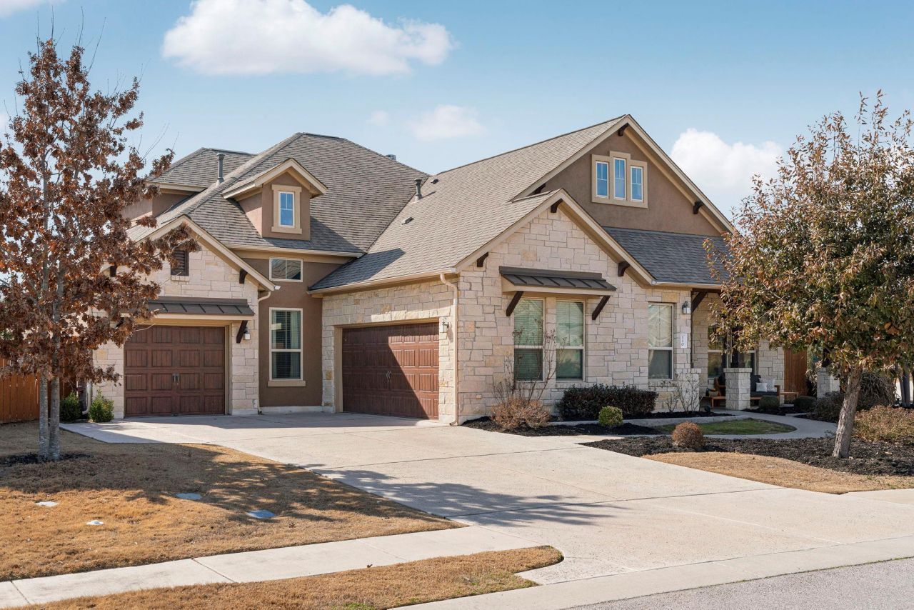 110 Topaz Cir, Dripping Springs, TX 78620 Main Photo