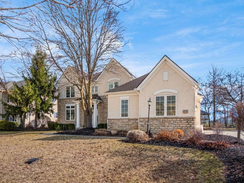 9375 Creighton Drive , Powell, OH 43065 Photo 2