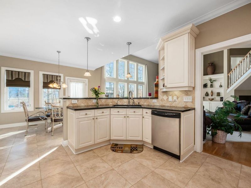 9375 Creighton Drive , Powell, OH 43065 Photo 21