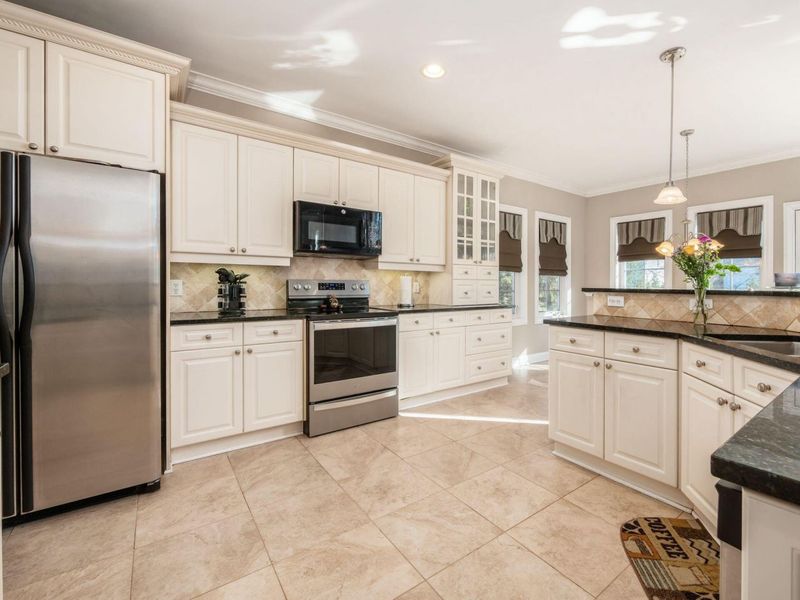 9375 Creighton Drive , Powell, OH 43065 Photo 24