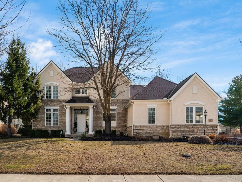 9375 Creighton Drive , Powell, OH 43065 Photo 3