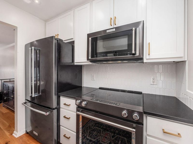 2824 Chateau Circle S, Unit 86, Columbus, OH 43221 Photo 15