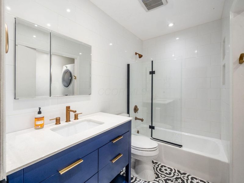 2824 Chateau Circle S, Unit 86, Columbus, OH 43221 Photo 26