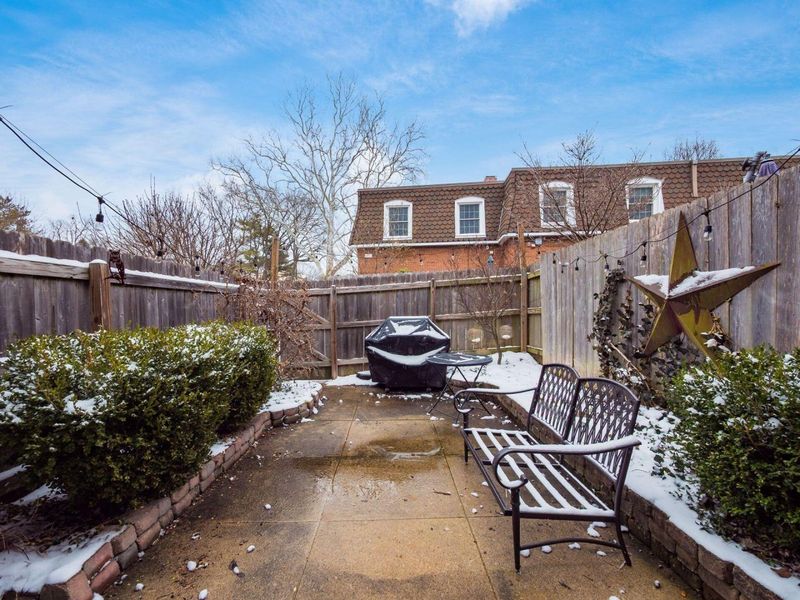 2824 Chateau Circle S, Unit 86, Columbus, OH 43221 Photo 33