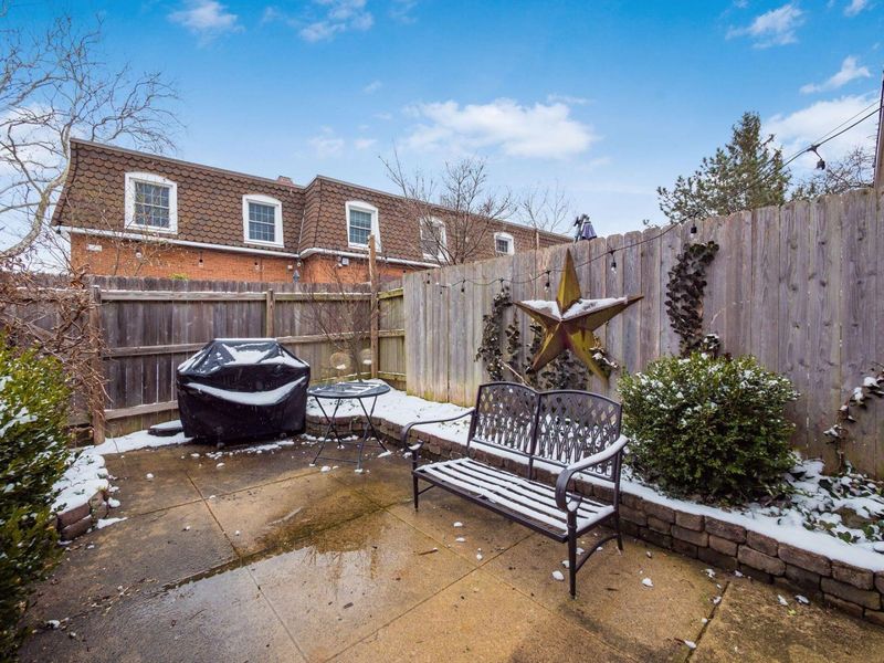 2824 Chateau Circle S, Unit 86, Columbus, OH 43221 Photo 35