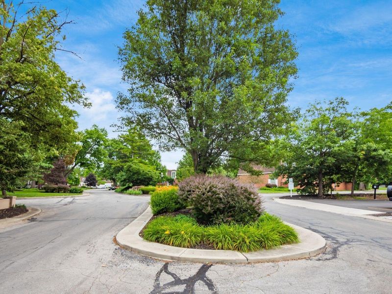 2824 Chateau Circle S, Unit 86, Columbus, OH 43221 Photo 44