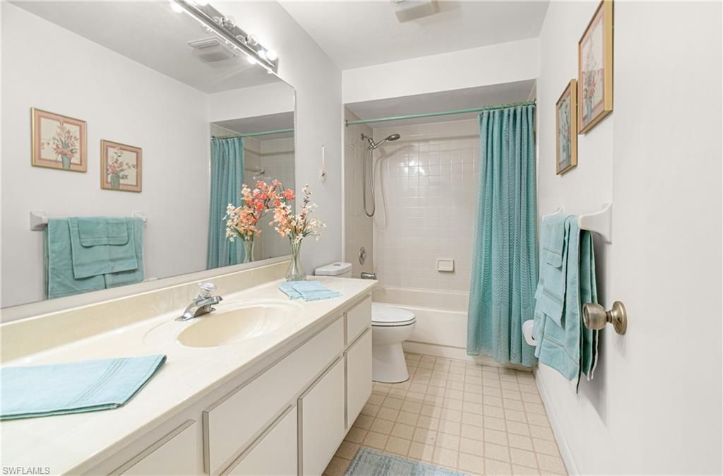 9777 Oakcrest Ct, Lehigh Acres, FL 33936 Photo