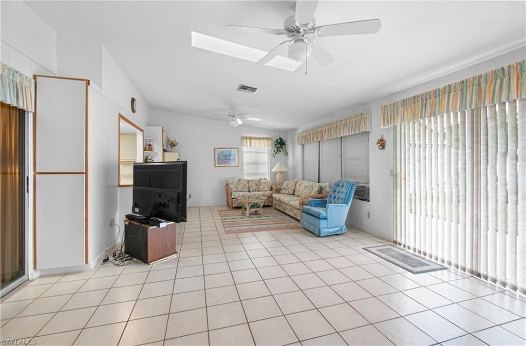 9777 Oakcrest Ct, Lehigh Acres, FL 33936 Photo