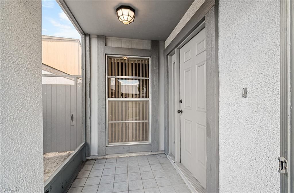 9777 Oakcrest Ct, Lehigh Acres, FL 33936 Photo