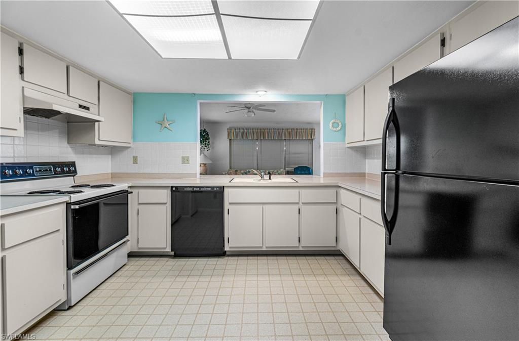 9777 Oakcrest Ct, Lehigh Acres, FL 33936 Photo