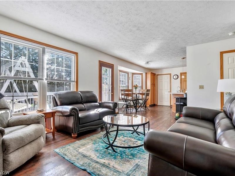 13152 Kaufman Avenue NW, Hartville, OH 44632 Photo 6