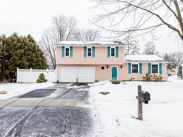 52 Elmford Road, Rochester, NY 14606