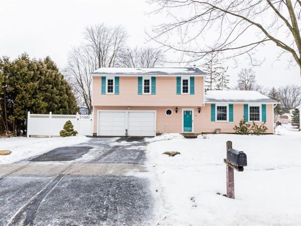 52 Elmford Road, Rochester, NY 14606