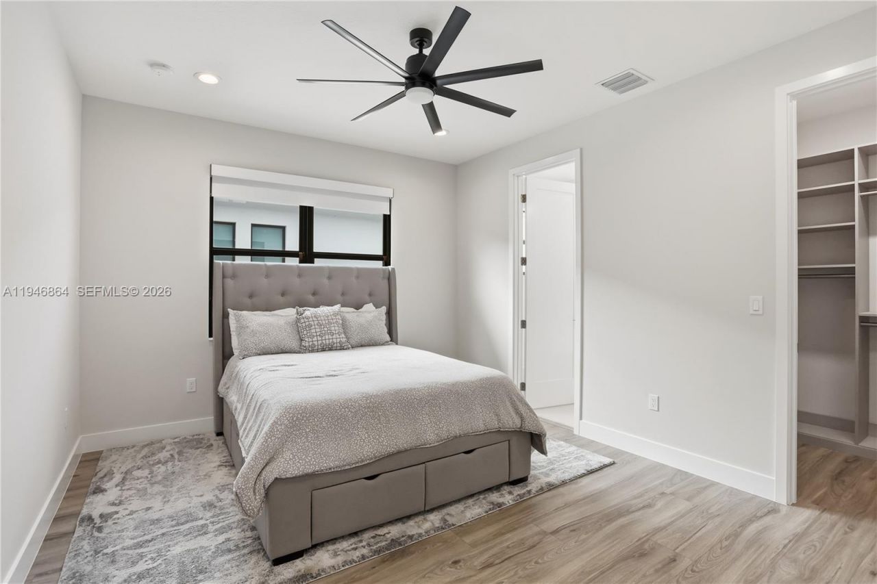 8371 Essex Country Club Dr, Boca Raton, FL 33434 Photo