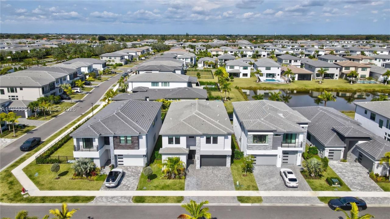 8371 Essex Country Club Dr, Boca Raton, FL 33434 Photo