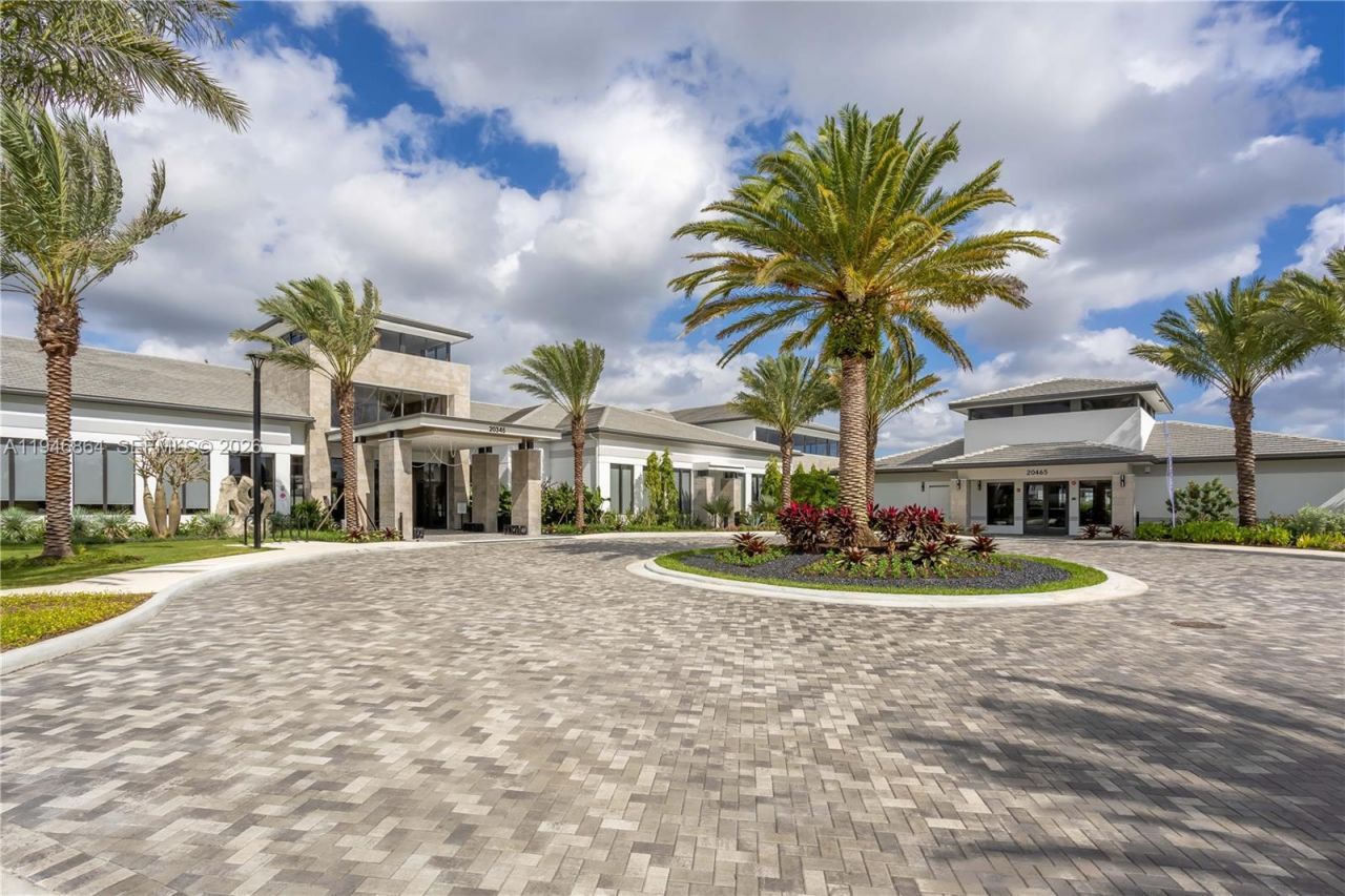 8371 Essex Country Club Dr, Boca Raton, FL 33434 Photo