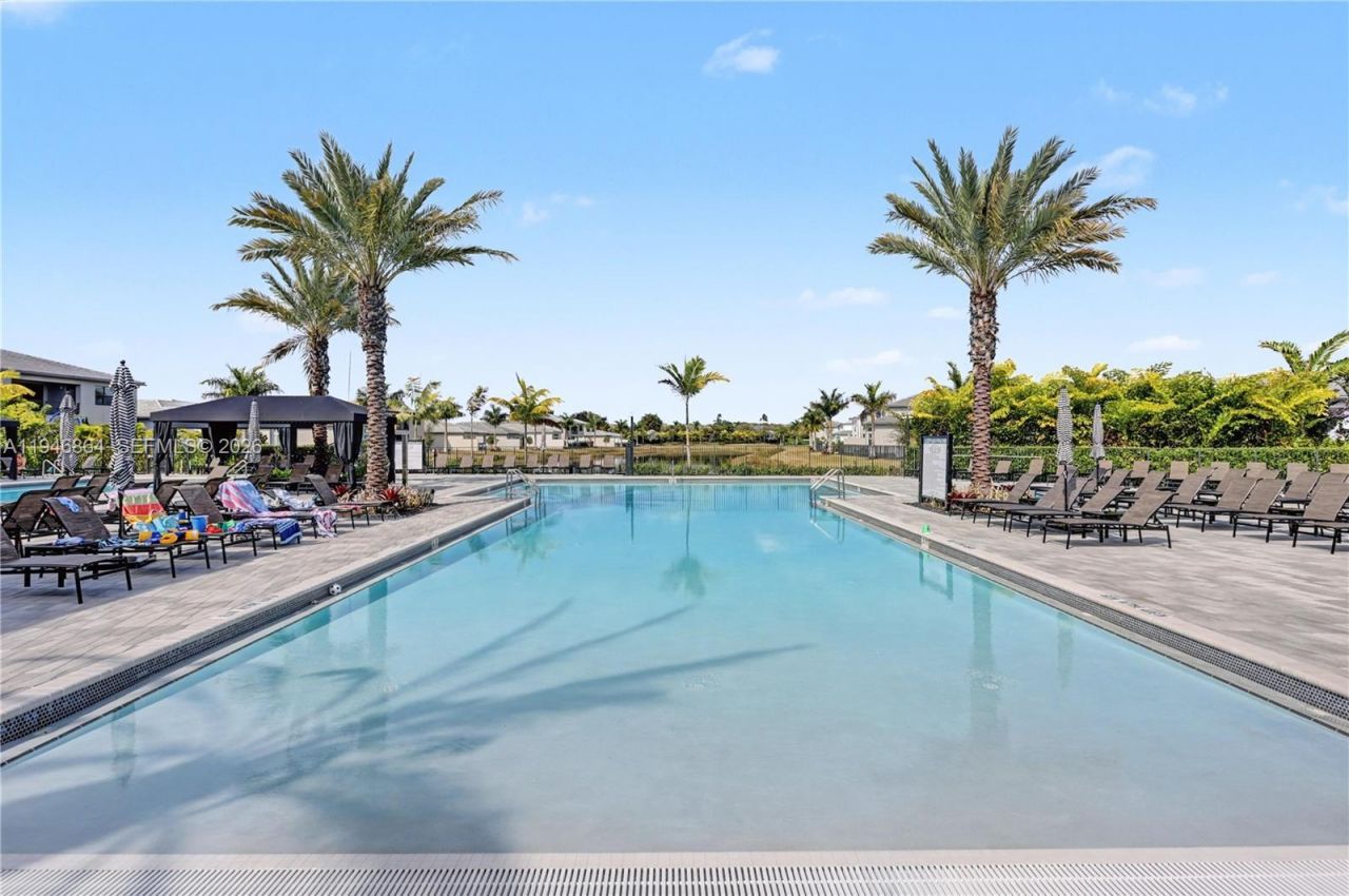 8371 Essex Country Club Dr, Boca Raton, FL 33434 Photo