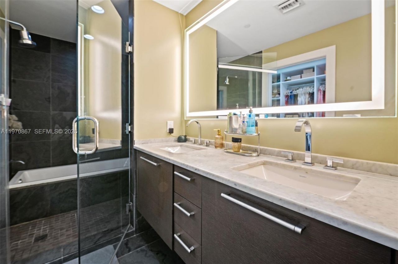 900 Biscayne Blvd , Unit 3110, Miami, FL 33132 Photo