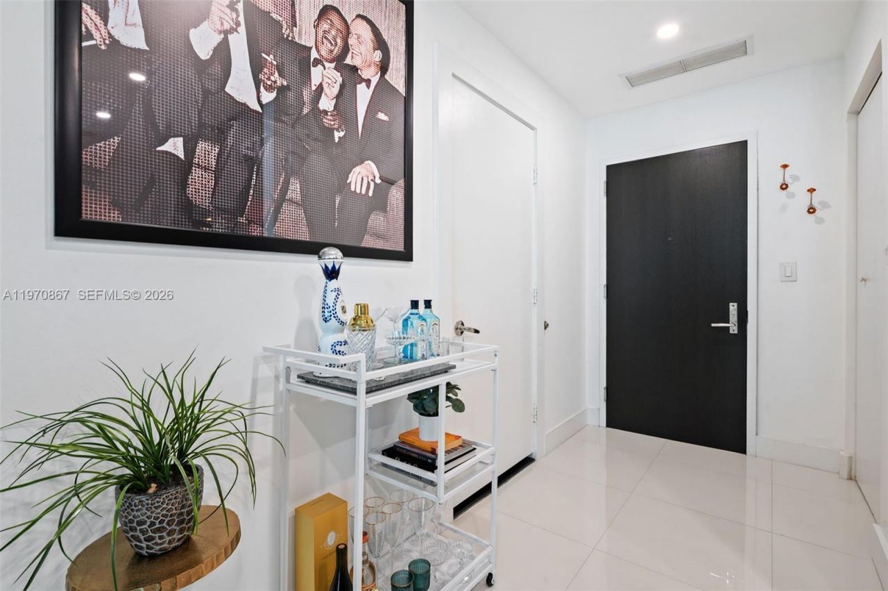 900 Biscayne Blvd , Unit 3110, Miami, FL 33132 Photo