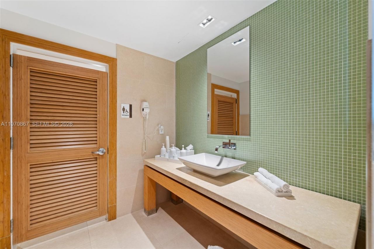 900 Biscayne Blvd , Unit 3110, Miami, FL 33132 Photo