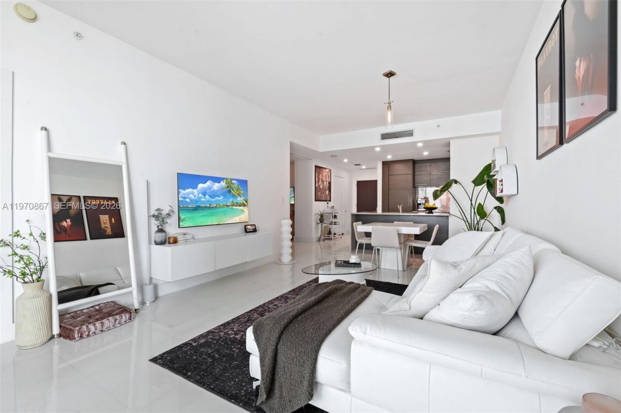 900 Biscayne Blvd , Unit 3110, Miami, FL 33132 Photo