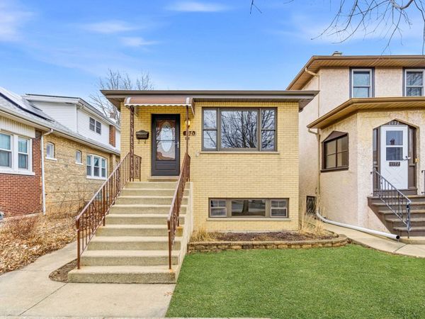 1170 S East Avenue, Oak Park, IL 60304
