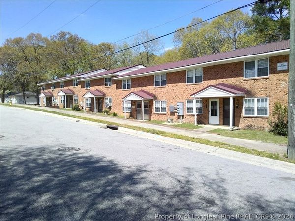 1704-A Newark Avenue , Fayetteville, NC 28301