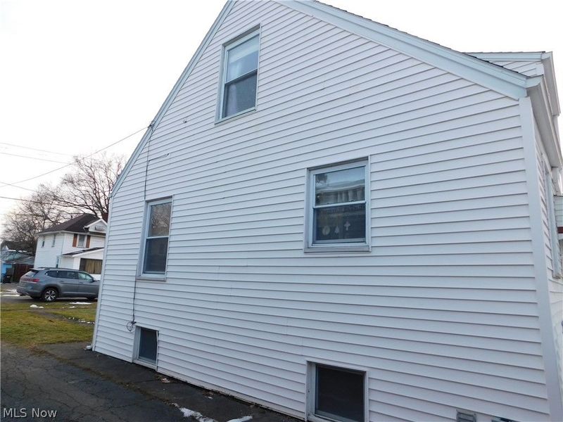 343 Morrison Avenue, Newton Falls, OH 44444 Photo 4