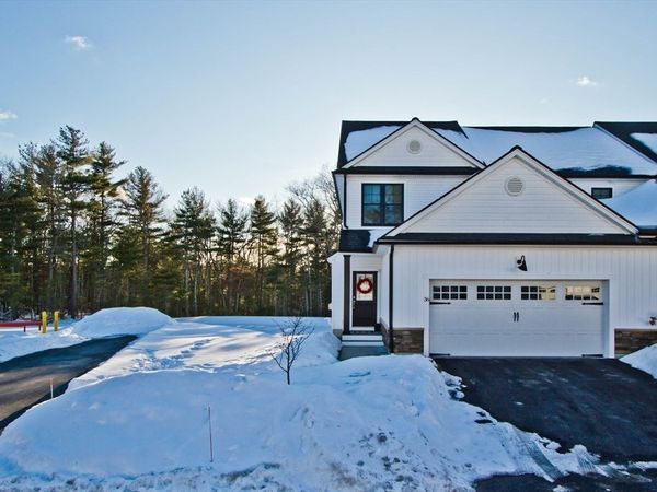 36 Compass Point Dr, Unit 36, Douglas, MA 01516