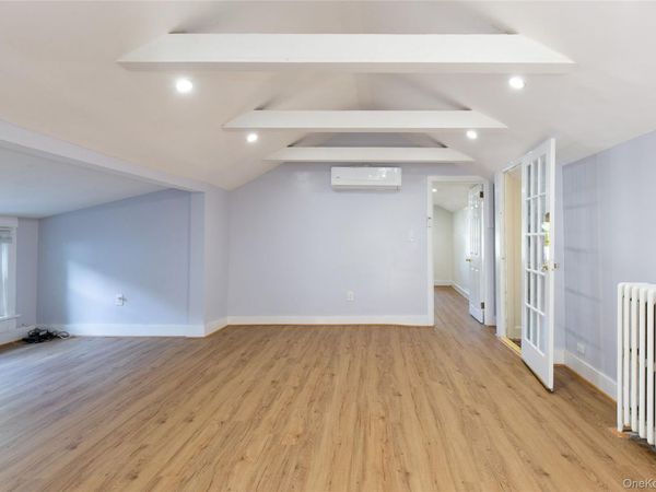 440 Sixth Avenue, Unit 3, Pelham, NY 10803