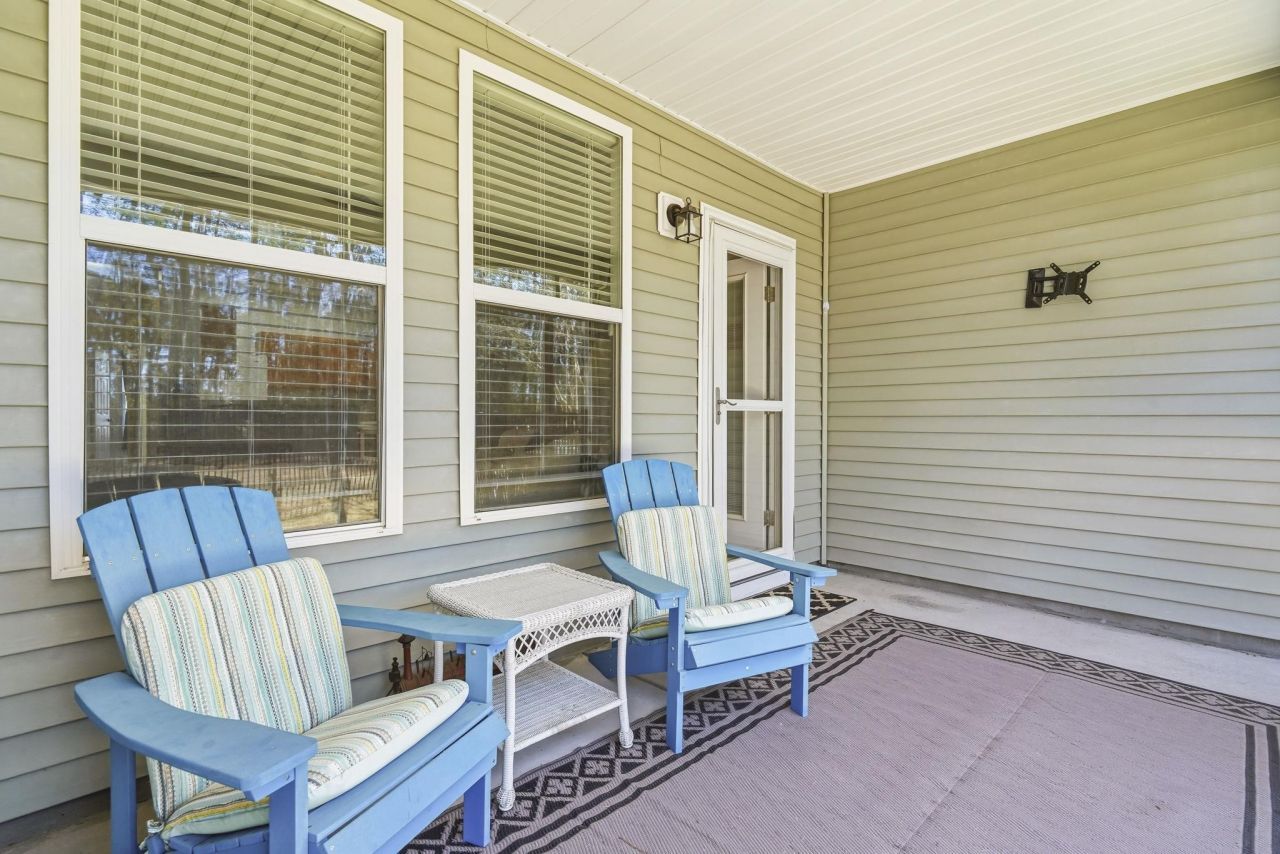 347 Castle Dr. Photo 19