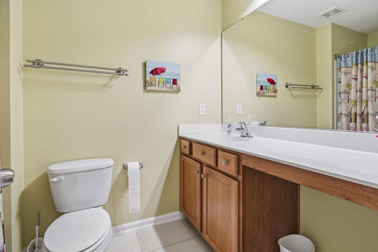 347 Castle Dr. Photo 29