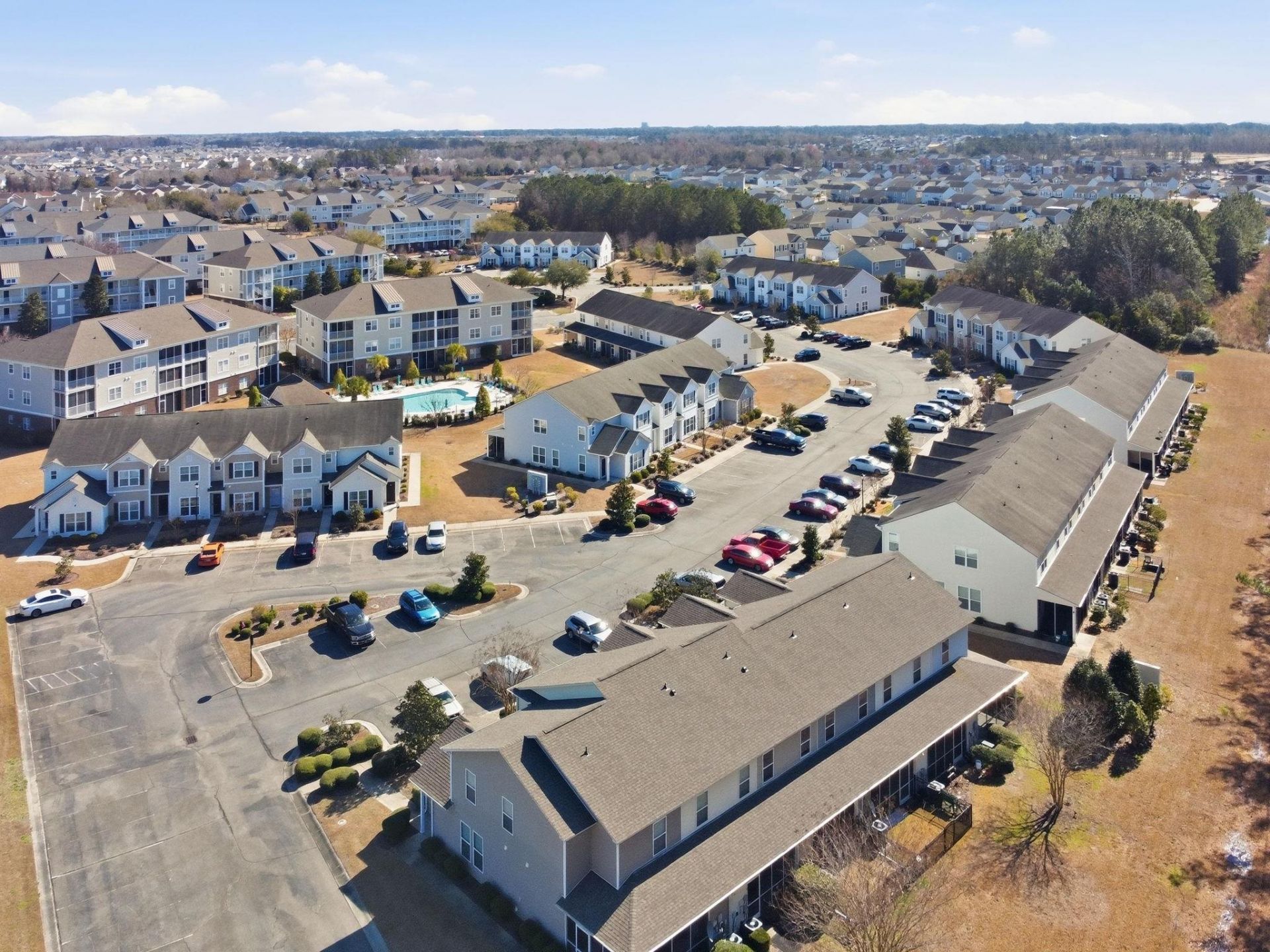 347 Castle Dr. Photo 37