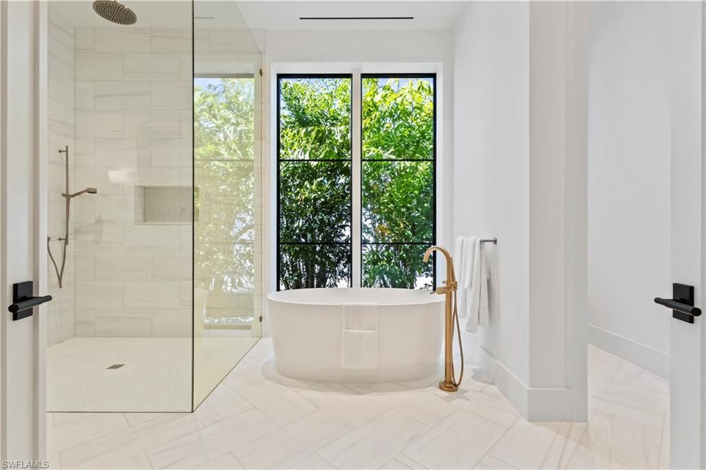 745 Pectin Rd, Naples, FL 34102 Photo